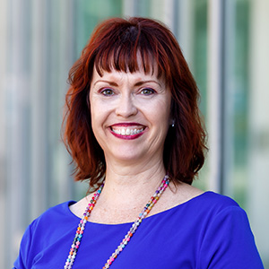 Maureen's headshot